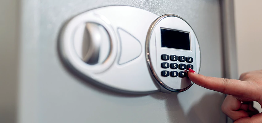 Jewelry Safe Cracking in Chula Vista, California